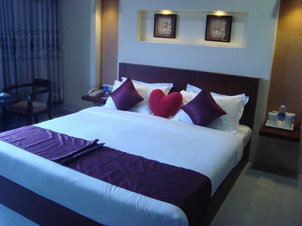Rouba Residency Hotel Ponnāni 外观 照片