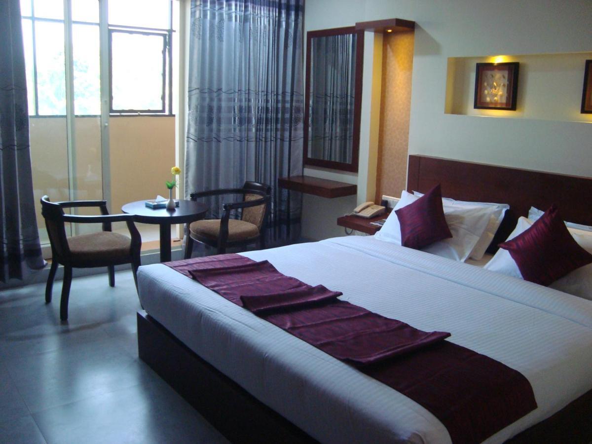Rouba Residency Hotel Ponnāni 外观 照片