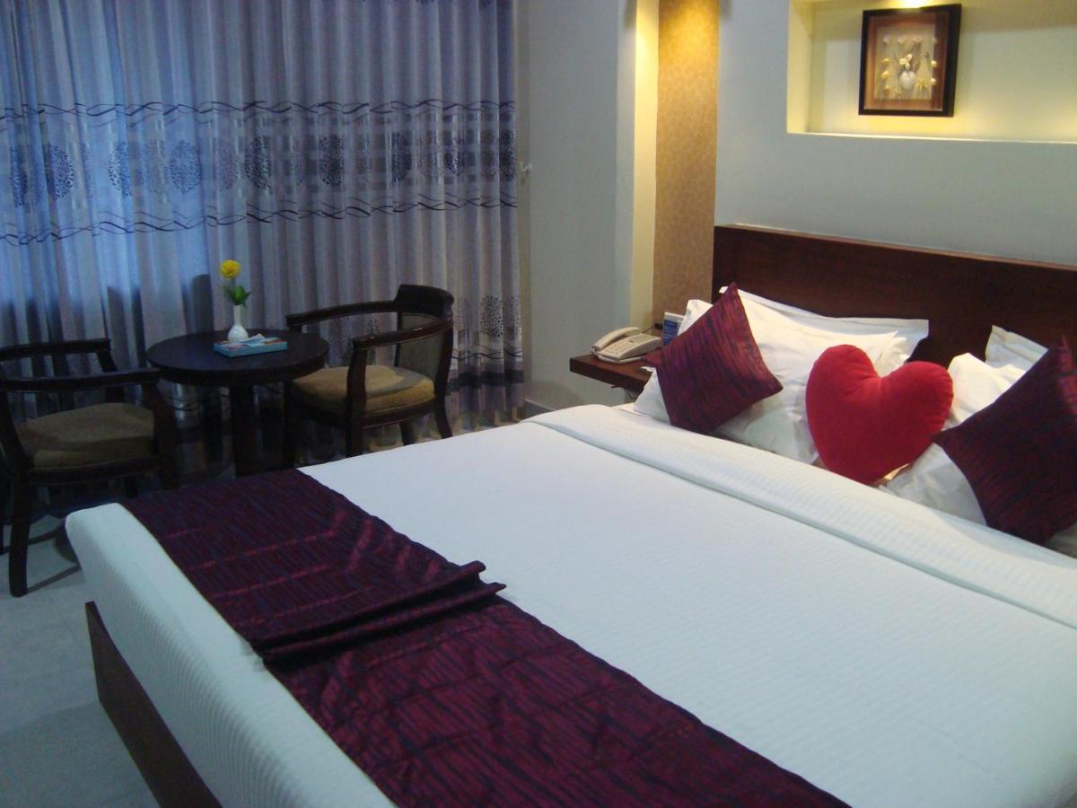 Rouba Residency Hotel Ponnāni 外观 照片