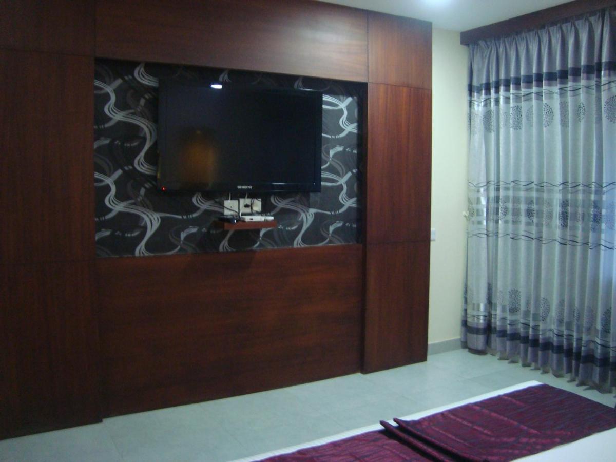 Rouba Residency Hotel Ponnāni 外观 照片